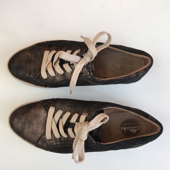 Clarks Artisan Cordella Metallic Lace Up Sneakers - Picture 6 of 6